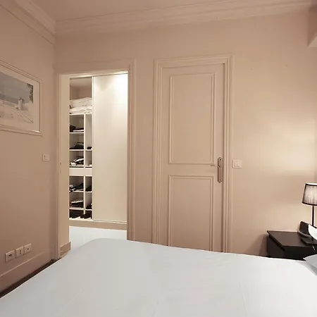 Bridgestreet St Germain Apartament Paryż